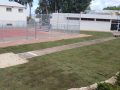 סיום דשא סביב מגרש הספורט